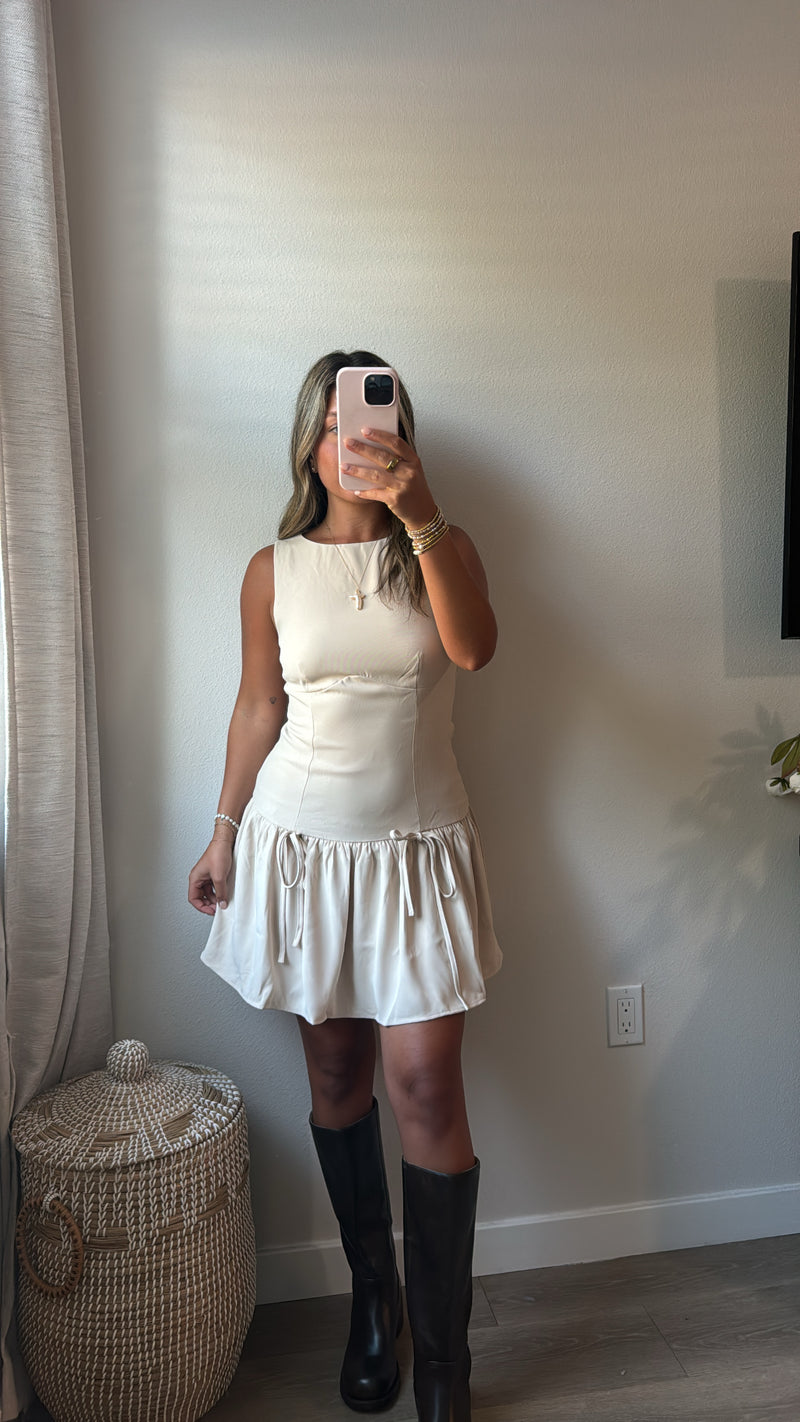 Pia Dress