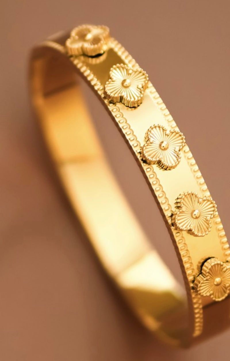 Clove Bangle
