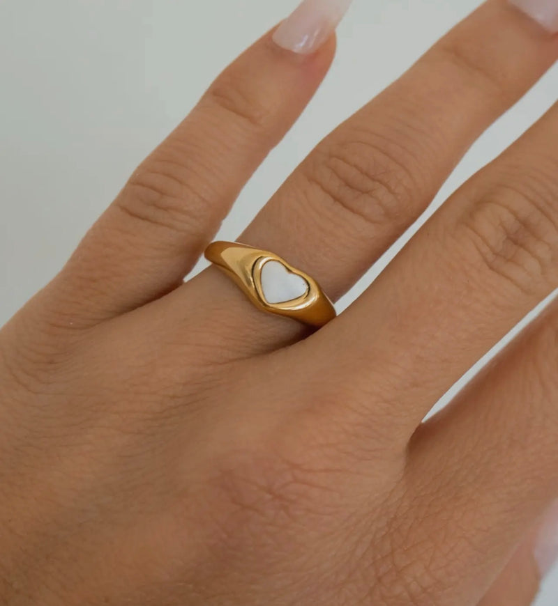 Jolie Ring