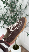 Chai Sneakers
