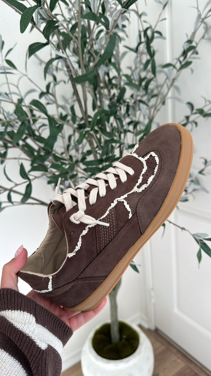 Chai Sneakers