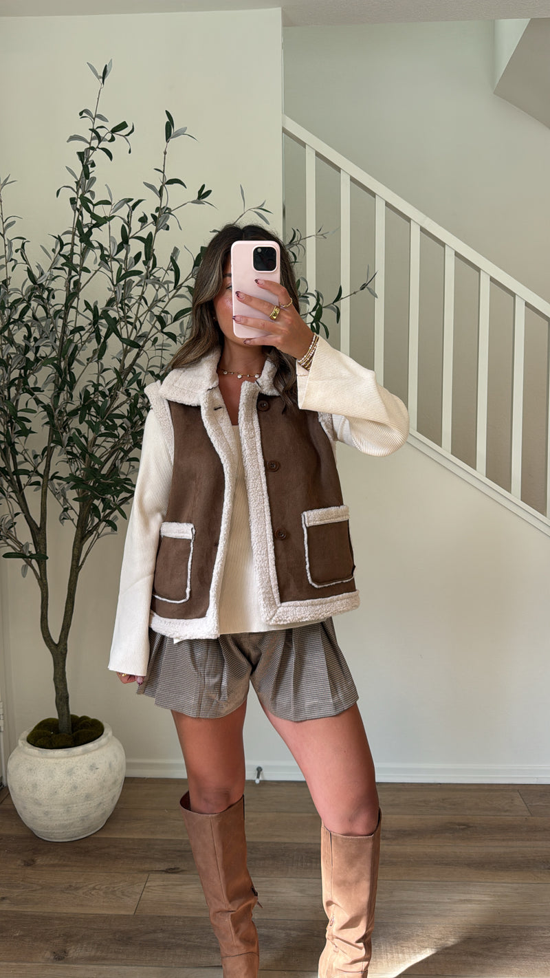 Latte Lodge Vest