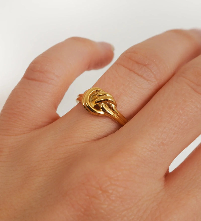 Love Knot Ring